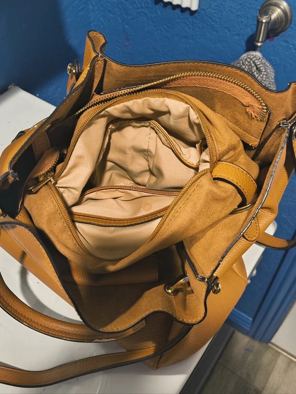 Sondra Roberts Squared Hobo Bag Camel Pebbled Tote with Insert & Dust Bag